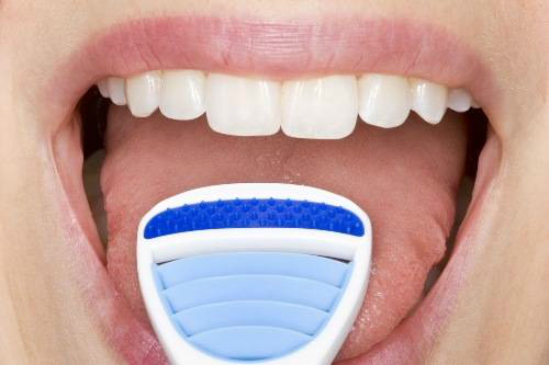oral-health-tongue-scraper