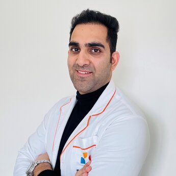 Dr. Ritesh Bazaz